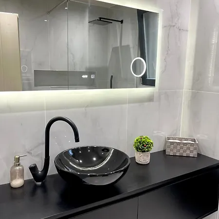 Dea's Apartment: Hidden Gem Apartamento Tirana